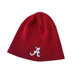 Red and white Alabama Crimson Tide beanie hat
